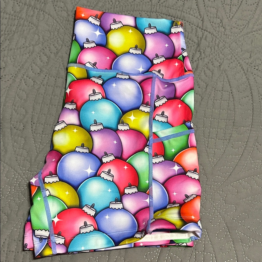 Constantly Varied Gear Multicolor ornament shorts. 5” inseam.